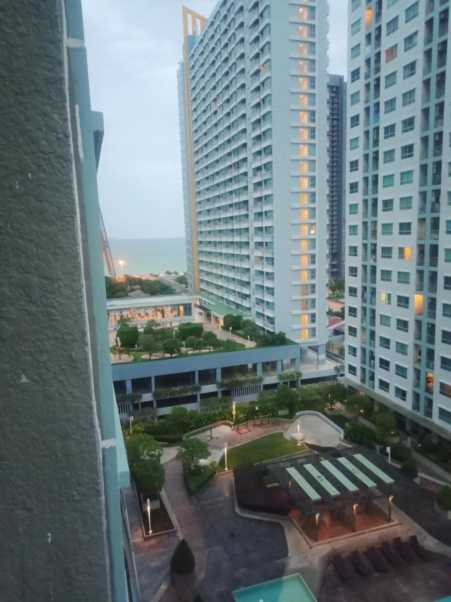 Studio Room Seaview Jomtien Eksteriør billede